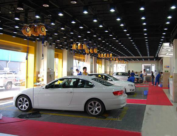 <b>洗車房格柵</b>